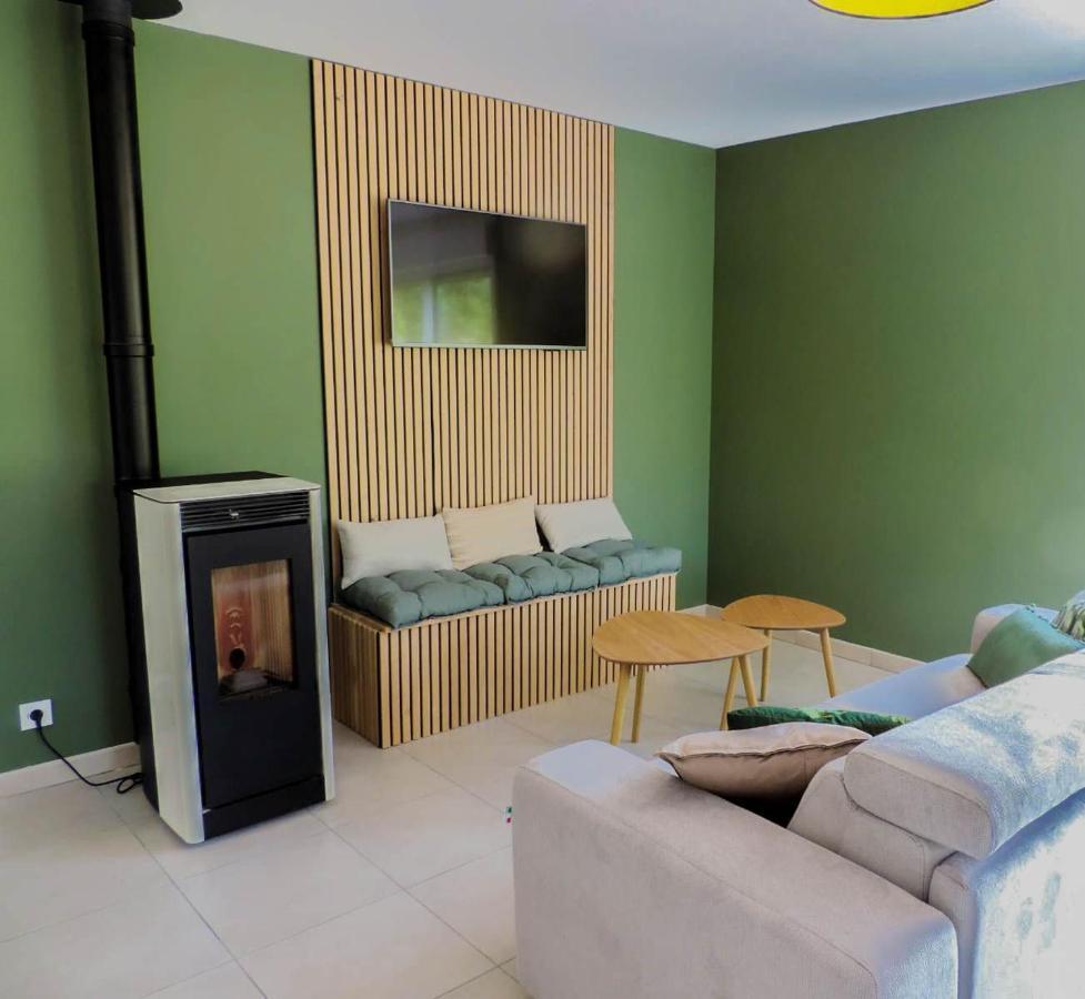 Gite : La Maison D'Apolline Trehorenteuc 外观 照片